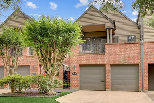 a-2629 Wroxton Rd, West University Place, TX, 77005-1356 | Card Image