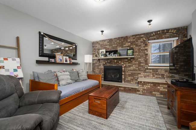 405 3 Rd St Ne, House other with 3 bedrooms, 2 bathrooms and null parking in Hayfield MN | Image 5