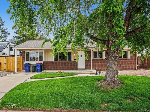 930 Hemlock Way, Broomfield, CO, 80020-1816 | Card Image