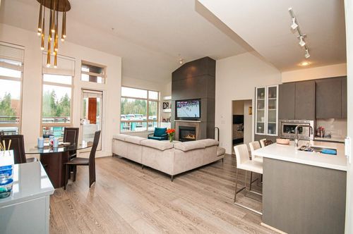 504-3602 Aldercrest Dr, North Vancouver, BC, V7G0A2 | Card Image