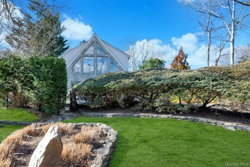 25 Miami Ave, Peconic, NY, 11958-1155 | Card Image