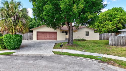8930 Saddlecreek Dr, Boca Raton, FL, 33496-1887 | Card Image
