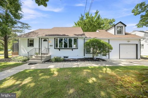 533 Dubois Ave, BARRINGTON, NJ, 08007-1013 | Card Image