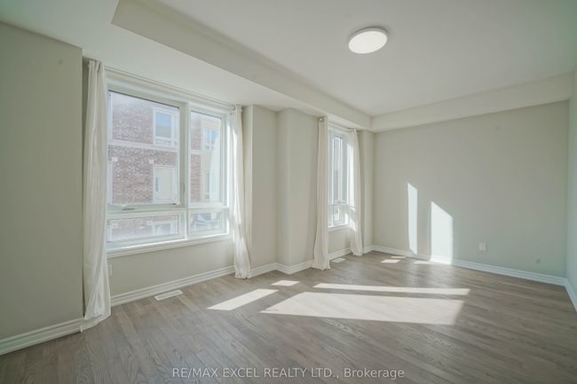 11 Chicago Lane, House attached with 3 bedrooms, 3 bathrooms and 1 parking in Markham ON | Image 10