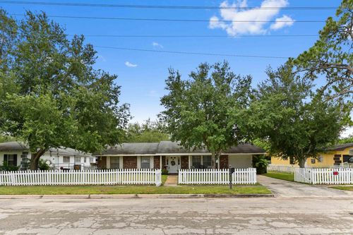 2104 S 26th St, Fort Pierce, FL, 34947-4792 | Card Image