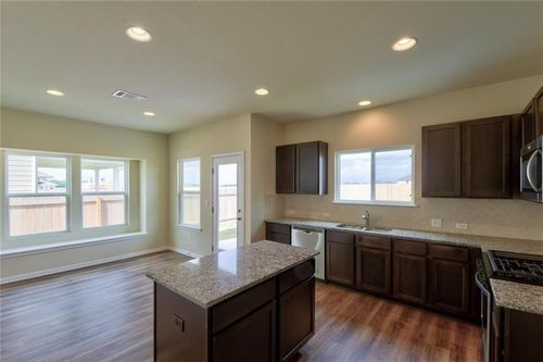 10324 Bankhead Dr, Austin, TX, 78747-1719 | Card Image
