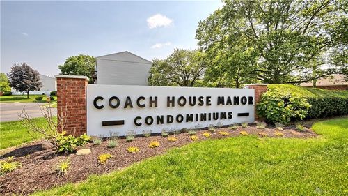 d-5685 Coach Dr, Dayton, OH, 45440 | Card Image