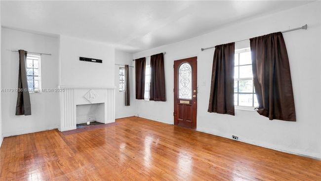 724 Nw 77 Th St, Home with 0 bedrooms, 0 bathrooms and 5 parking in Miami FL | Image 7
