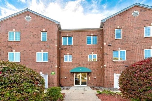 apt-67-7 Conant Rd, Winchester, MA, 01890-1164 | Card Image