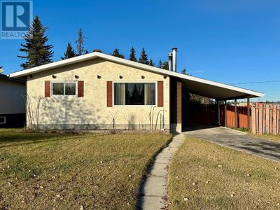 34 Windfall Dr, House other with 3 bedrooms, 2 bathrooms and 1 parking in Whitecourt AB | Image 1