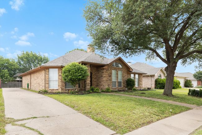 208 N Rustic Trl, House other with 3 bedrooms, 2 bathrooms and null parking in Wylie TX | Image 32