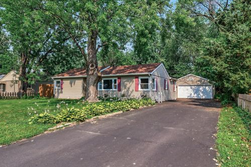 8209 11th Ave S, Bloomington, MN, 55420-2435 | Card Image