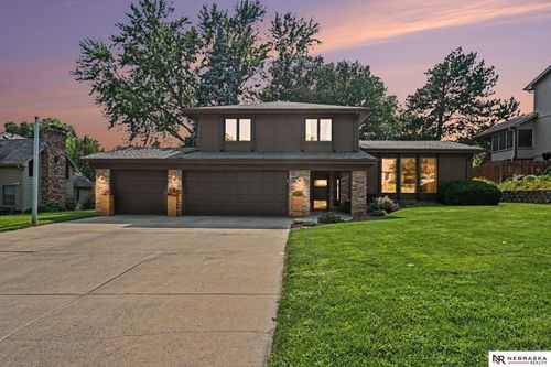 1012 N 128th St, Omaha, NE, 68154-1221 | Card Image
