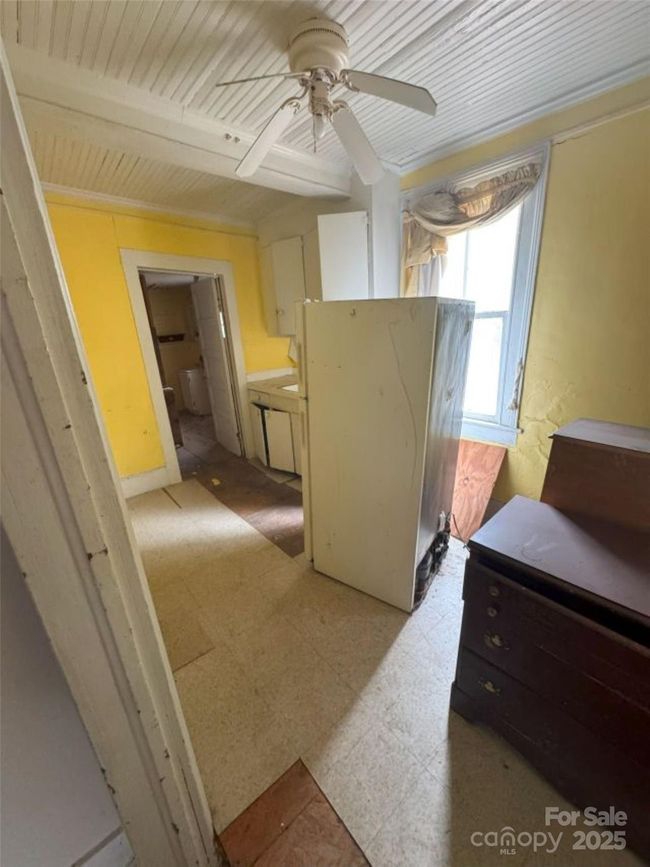 226 Huger St, House other with 4 bedrooms, 2 bathrooms and null parking in Cheraw SC | Image 14