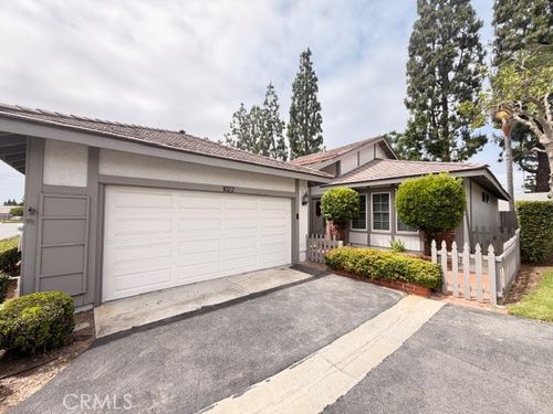 1022 Regis Way, Tustin, CA, 92780-2447 | Card Image