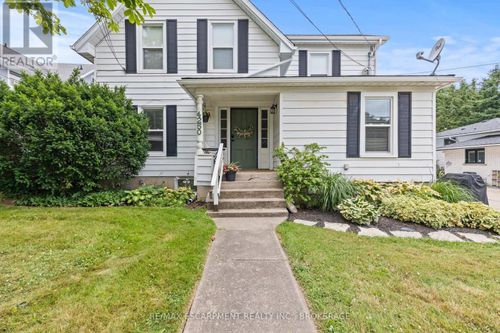 4250 William Street, Lincoln (Beamsville), ON, L0R1B7 | Card Image