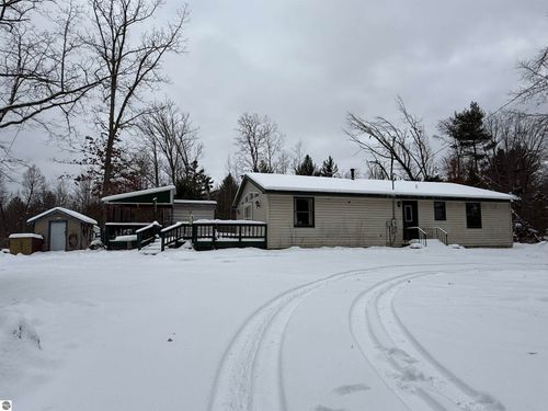 6595 Wickert Road, Hale, MI, 48739 | Card Image