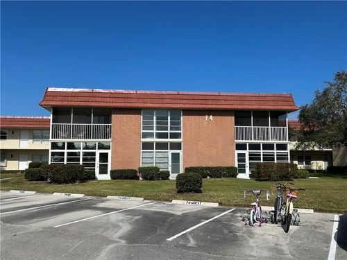 apt-204-74 Royal Oak Ct, VERO BEACH, FL, 32962-3761 | Card Image