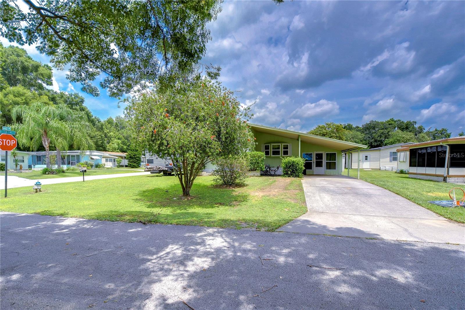 Granger Ln, Zephyrhills, FL 33542