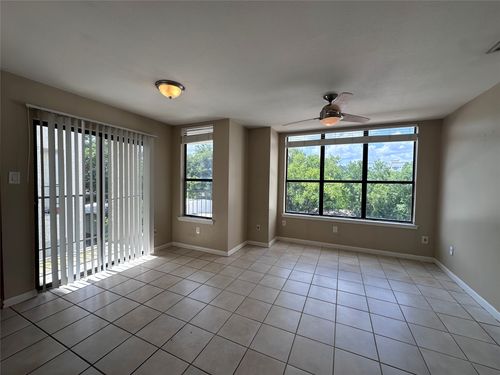 205-2409 Leon St, Austin, TX, 78705-4660 | Card Image