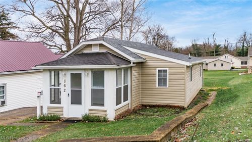 862 Wabash Ave, Zanesville, OH, 43701-1850 | Card Image