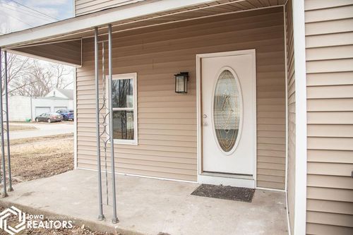 609 S Sheridan Ave, Ottumwa, IA, 52501-5154 | Card Image