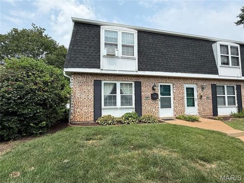 840 Dumont Pl, Saint Louis, MO, 63125-2600 | Card Image