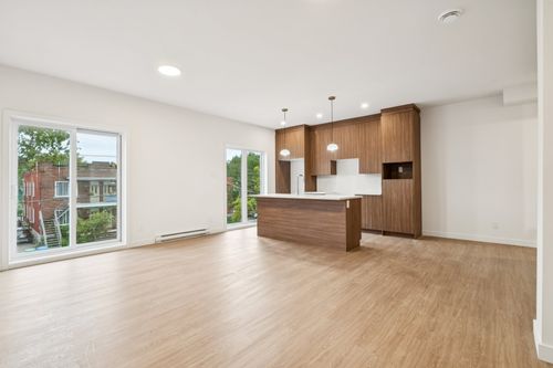 102-196 Av Boyer, Montréal, QC, H8R1N1 | Card Image