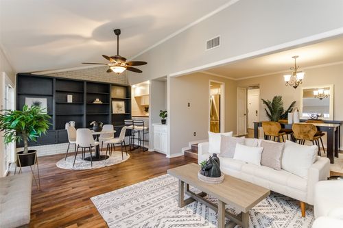 2706 Meadowstone Ct, Carrollton, TX, 75006-4761 | Card Image