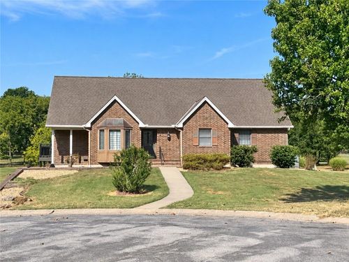 6 Willow Green Dr, Butler, MO, 64730-9366 | Card Image