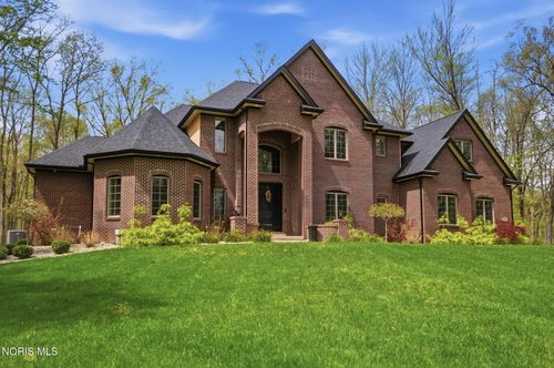 2415 Crissey Rd, Sylvania, OH, 43560-9783 | Card Image