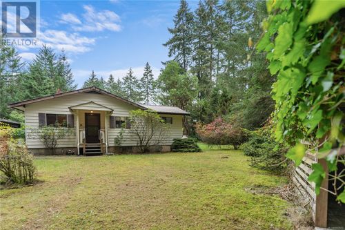 1405 Wild Rose Dr, Gabriola, BC, V0R1X5 | Card Image