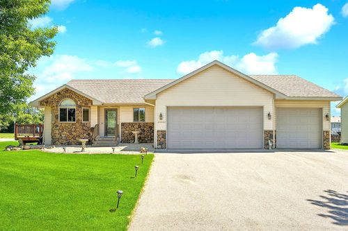 24482 18th Ave, Saint Augusta, MN, 56301-8834 | Card Image