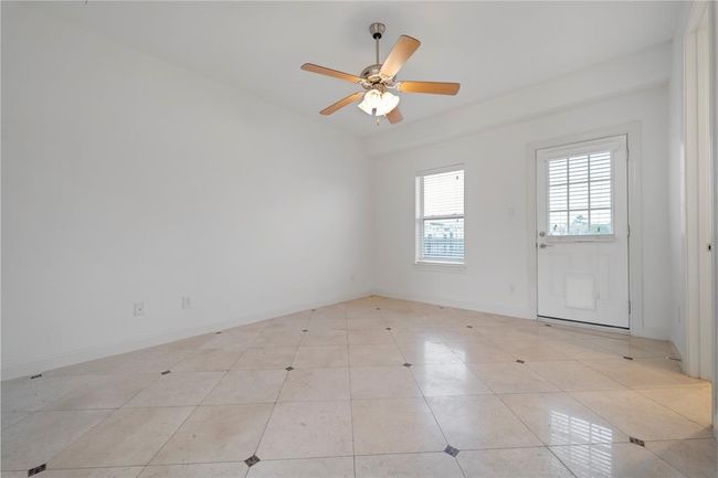 2202 Lakeshore Edge Dr, House other with 3 bedrooms, 5 bathrooms and 2 parking in Houston TX | Image 12