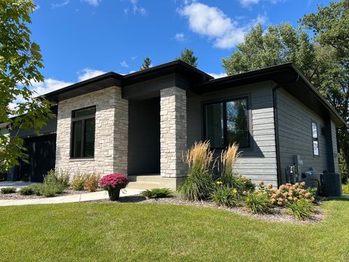 620 Greenvale Ave W, Northfield, MN, 55057-1536 | Card Image