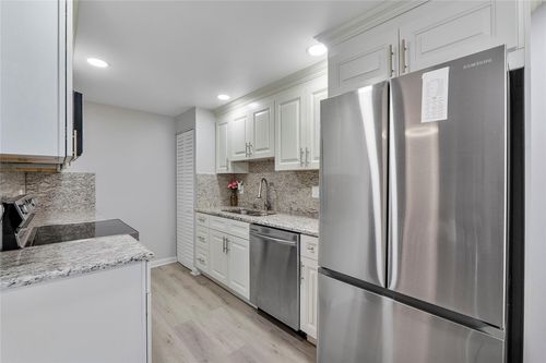 1052-1052 Harwood E, Deerfield Beach, FL, 33442-3433 | Card Image