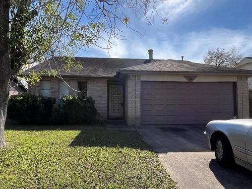 16211 La Terra Dr, Houston, TX, 77083-3805 | Card Image