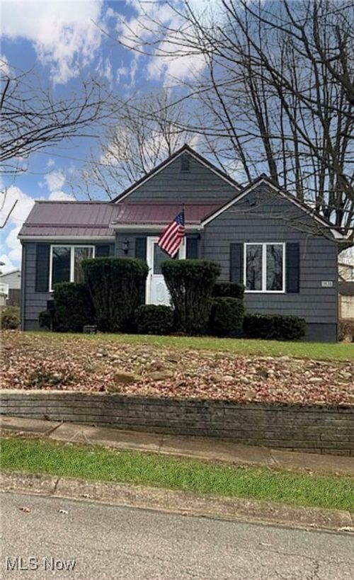 3836 Woodlawn Way, Weirton, WV, 26062-4310 | Card Image