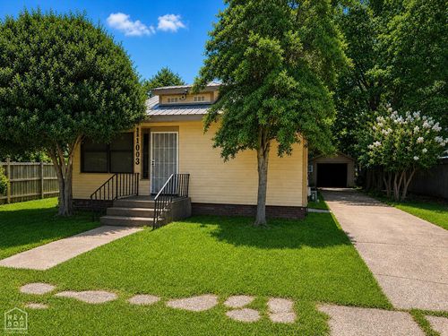 1103 Warner Ave, Jonesboro, AR, 72401-3824 | Card Image