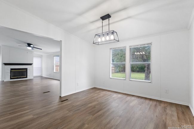 15024 Mesquite St, House other with 3 bedrooms, 2 bathrooms and null parking in Lytle TX | Image 9