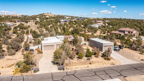 7640 Tuscany Way, Farmington, NM, 87402-1024 | Card Image