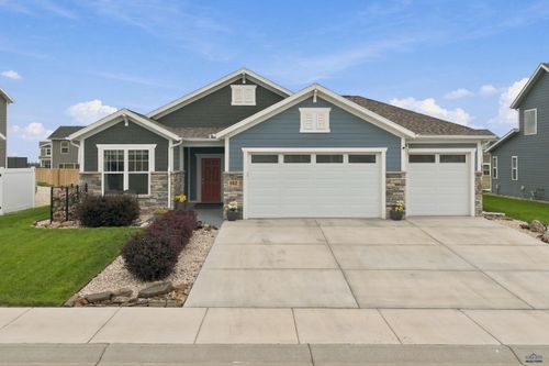 602 Solomon Ct, Rapid City, SD, 57703 | Card Image