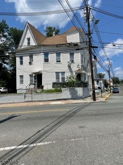 apt-3-329 Wagaraw Rd, Hawthorne, NJ, 07506-1446 | Card Image