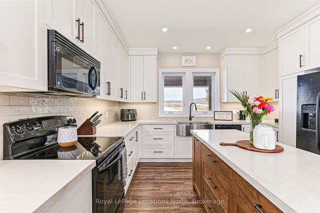 1931 Conc 10 Nottawasaga Concession W, House other with 4 bedrooms, 4 bathrooms and 4 parking in Clearview ON | Image 15
