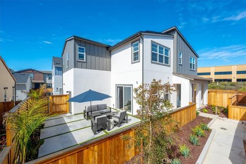 160 Earthwood Ln, San Luis Obispo, CA, 93401-9108 | Card Image