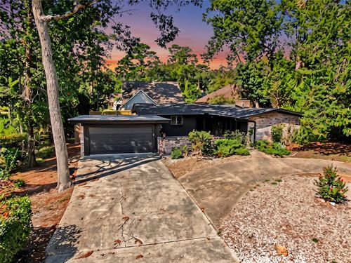8 Hanover Ln, Panorama Village, TX, 77304-1119 | Card Image