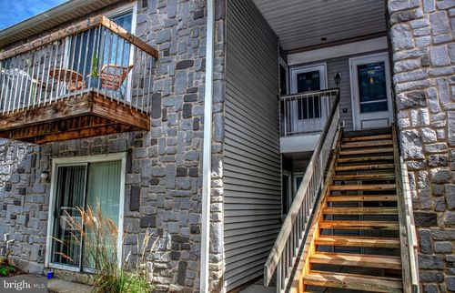 26 Coral Tree Ct, LAWRENCEVILLE, NJ, 08648-4816 | Card Image