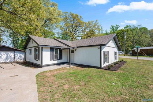 408 Manley Rd, Hazel Green, AL, 35750-8068 | Card Image