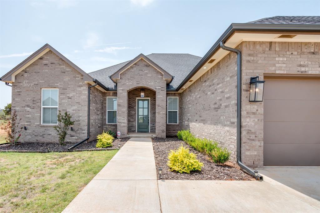 105th St, Yukon, OK 73099