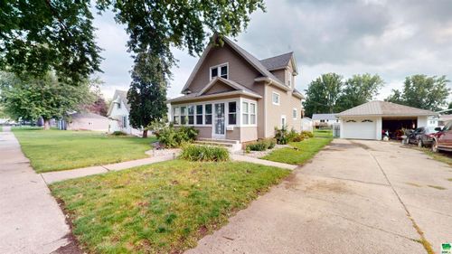 314 W 3rd St, Alta, IA, 51002-1310 | Card Image